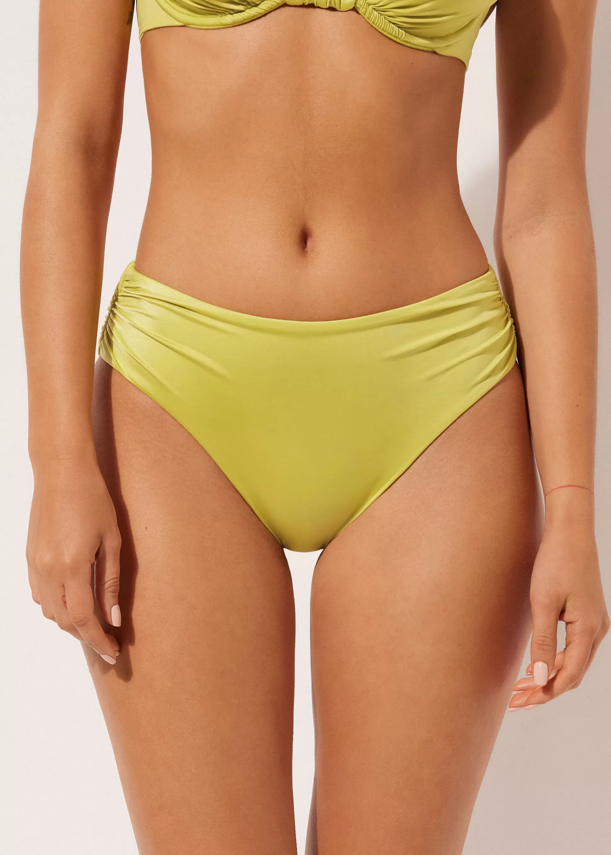 Calzedonia Cueca De Biquíni De Cintura Subida Shiny Satin | Biquínis | Cuecas Biquíni