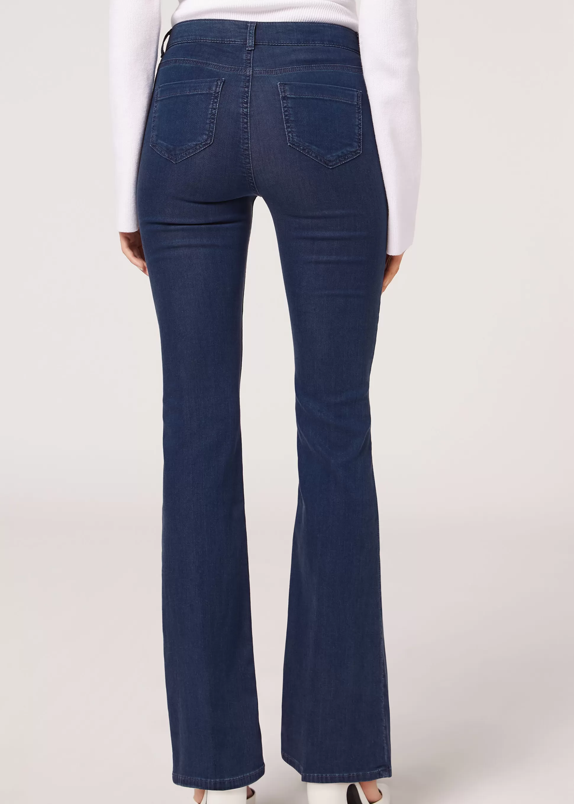 Calzedonia Jeans Boca De Sino Ganga Leve Eco | Jeans | Calças