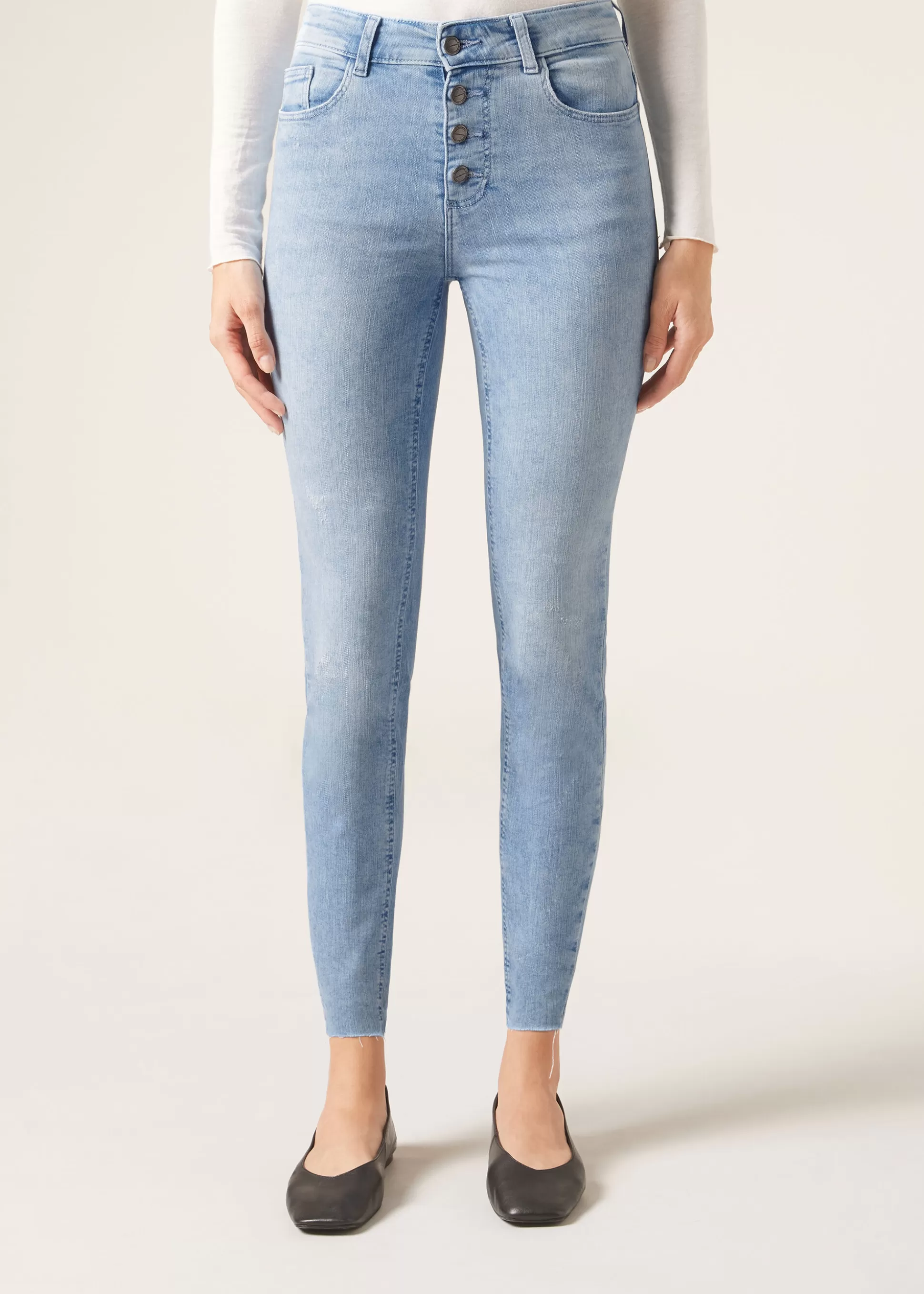 Calzedonia Jeans Superjustos Com Botões | Jeans